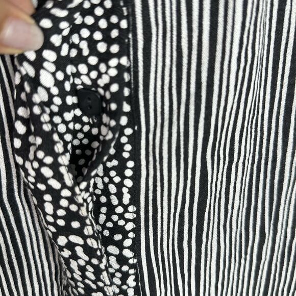 Habitat Tunic Top Size L‎ Textured Gray Artsy Minimalist Lagenlook Relaxed NWOT - Picture 6 of 14